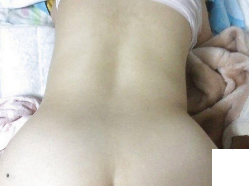 情侶在外租房的生活 (23P)