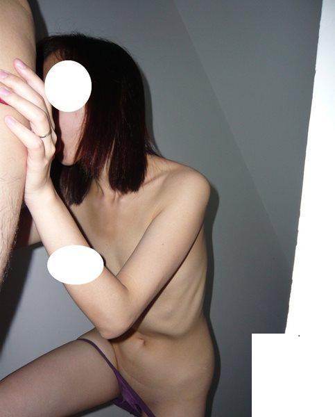跟女同事在宿舍走廊做愛.好刺激唷! (23P)