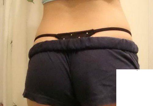 肉妹小穴喜歡吃棒棒糖 (34P)