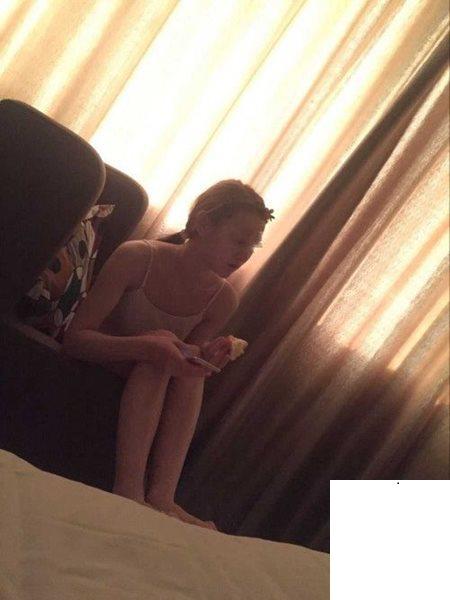 終於要跟網友見面了 (10P)
