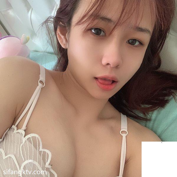 太久沒見女友要幾張照片來看看 (16P)