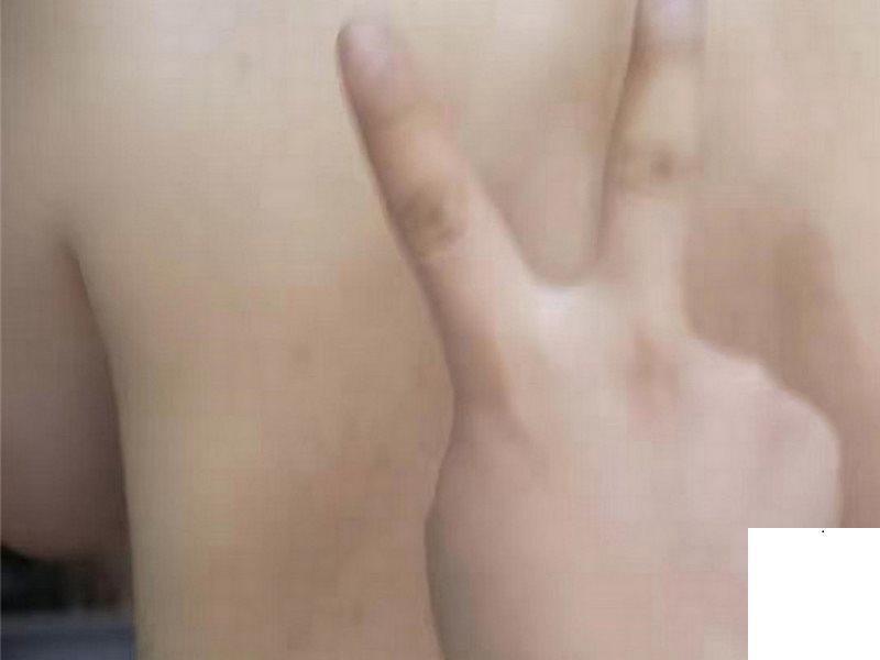 大戰白虎老婆 身材很好 (21P)