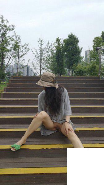 瘾來了 出去逛逛 (12P)