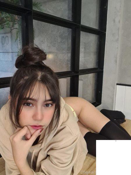 史上最萌Onlyfans博主 ~~~~~~