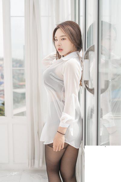 SAINT Photolife – Zzyuri (쮸리) - Zzyuri Vol.5 See Through (65P)