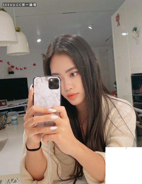 被譽為百年罕見美少女Li Chang OnlyFans付費資源流出