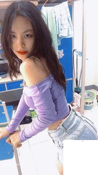 反差婊私拍流出 (19P)