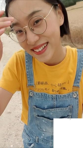 口交女王-留學生《小舒淇》劉玥-戶外全裸露出 (18P)