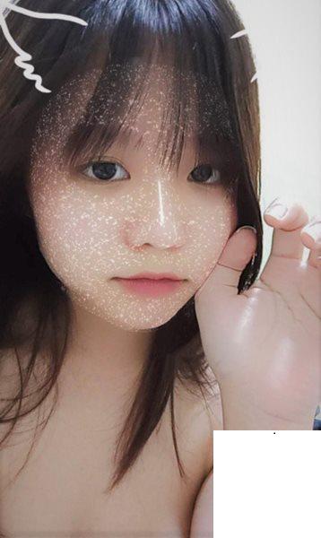 大奶妹子自拍 ~~~~~~