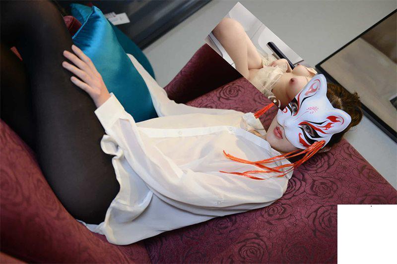 超美粉穴全裸大尺度 黑絲魅惑勾引攝影師