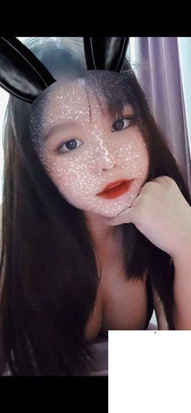 大奶妹子自拍 ~~~~~~