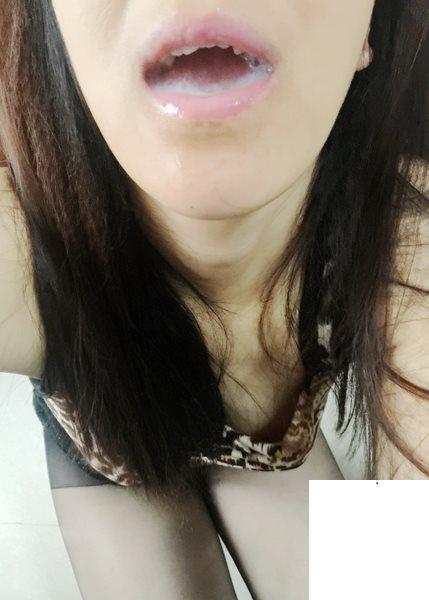 歲末留念 風騷小媽試穿新內褲 (48P)