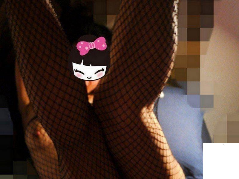 舌尖靈巧的小妹 (19P)