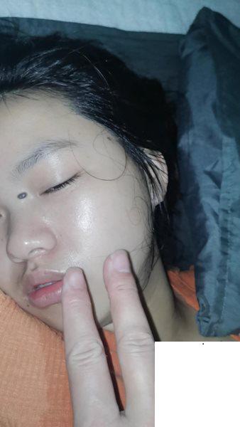 露臉-1999年女友同事來家喝醉偷拍-這種刺激無法形容 (12P)