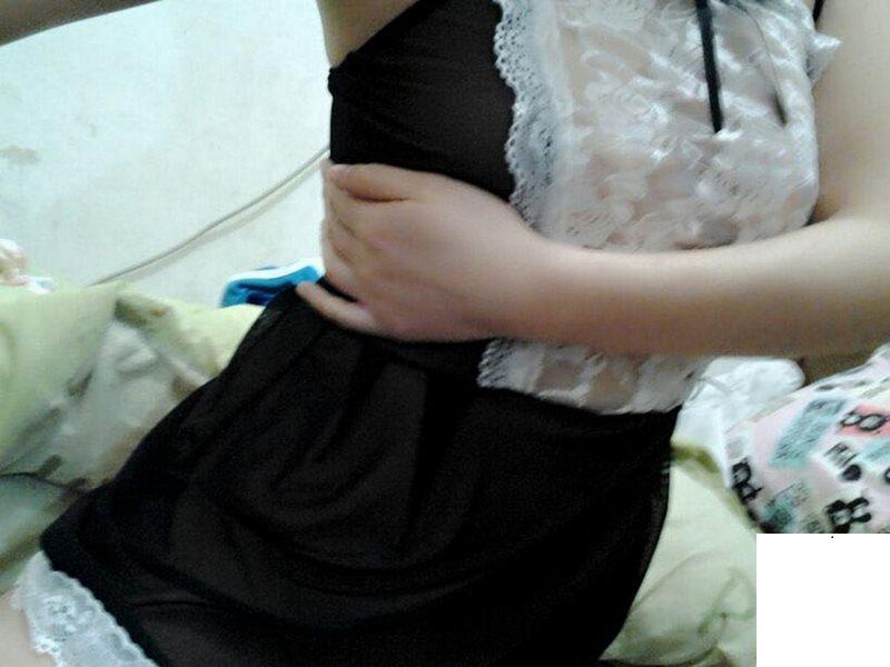 淫蕩騷女友渴望被操 (10P)