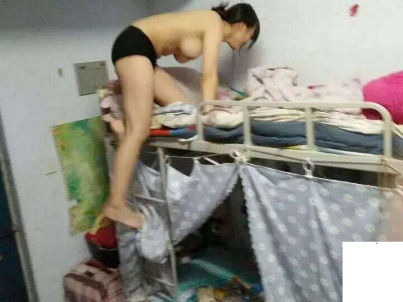 大學寢室拍攝 妹子們真開放 (15P)