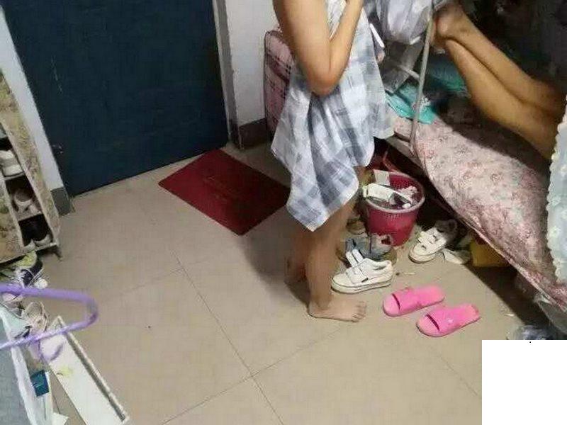 大學寢室拍攝 妹子們真開放 (15P)