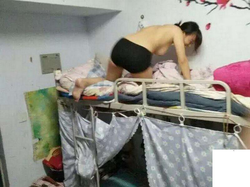 大學寢室拍攝 妹子們真開放 (15P)