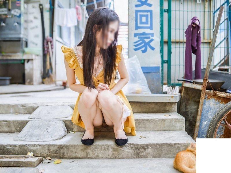 上海大學妹自拍露出 (25P)