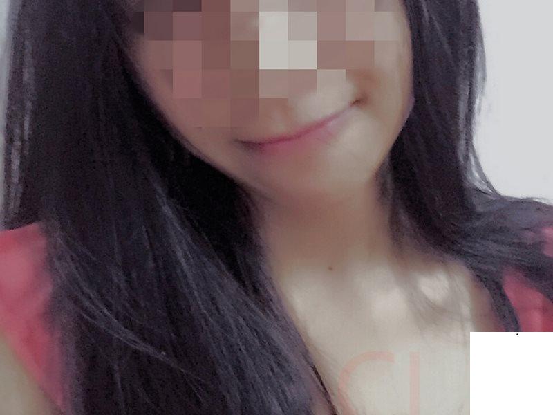 極品人妻找單身男 (10P)