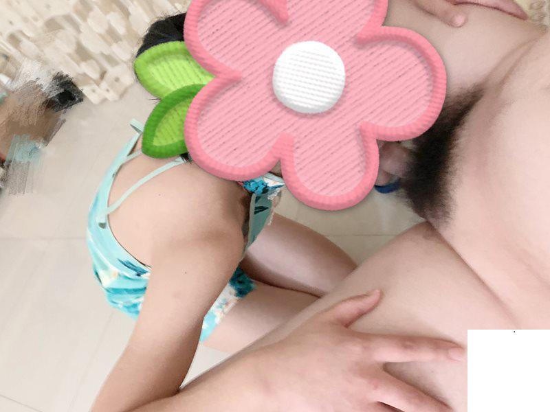 風騷妻穿著旗袍享受被插的感覺 (15P)