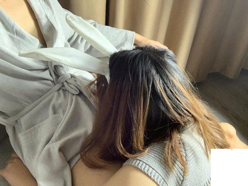 美臀少女 吸起來很有勁兒 (19P)