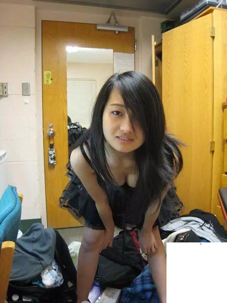 顔值還行的風騷爆乳妹子 (18P)
