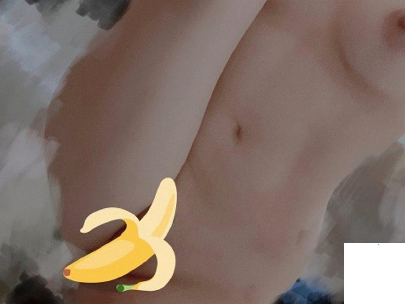 Ecup姐姐性感美乳裸體自拍 (17P)