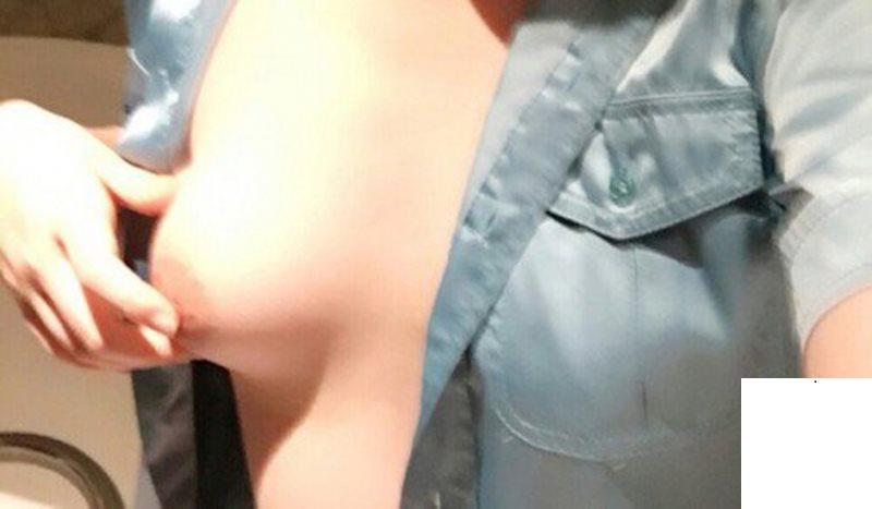 飛機上爲乘客服務 床上爲男人服務 (38P)