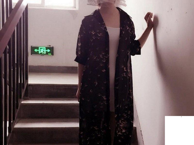 人妻女教師 (17P)
