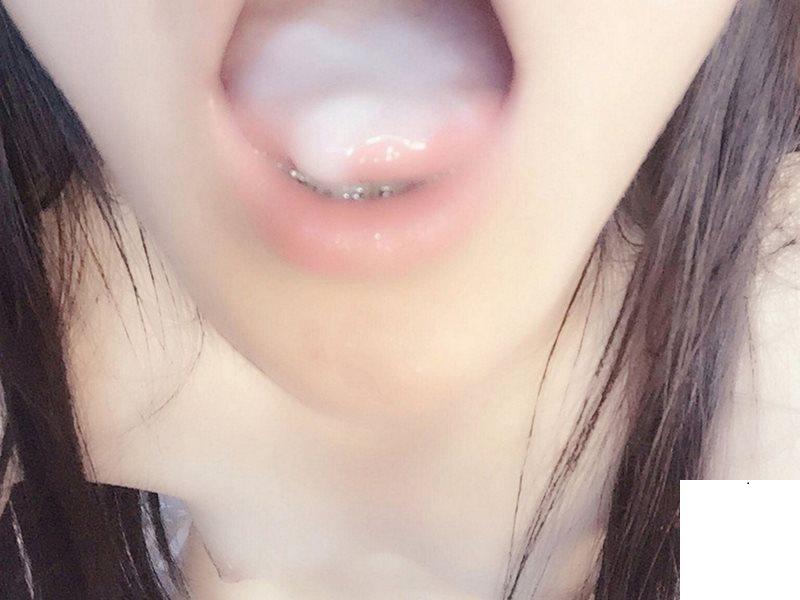 小女友的淫蕩照 (11P)
