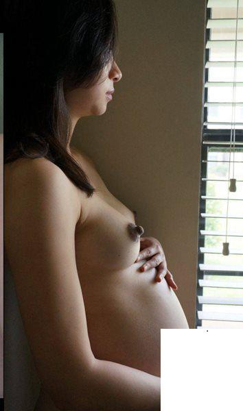 意外翻到女同事懷孕私密照 (32P)