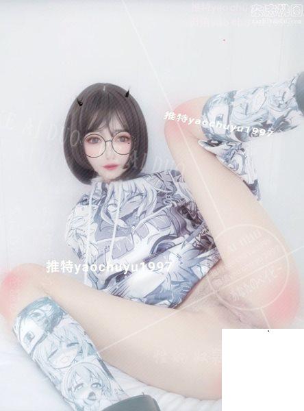 網紅福利姬姚楚瑜 (27P)