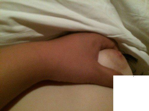 小嬌乳的妹妹主動送上門的 (11P) [