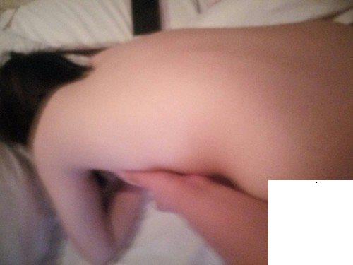 小嬌乳的妹妹主動送上門的 (11P) [