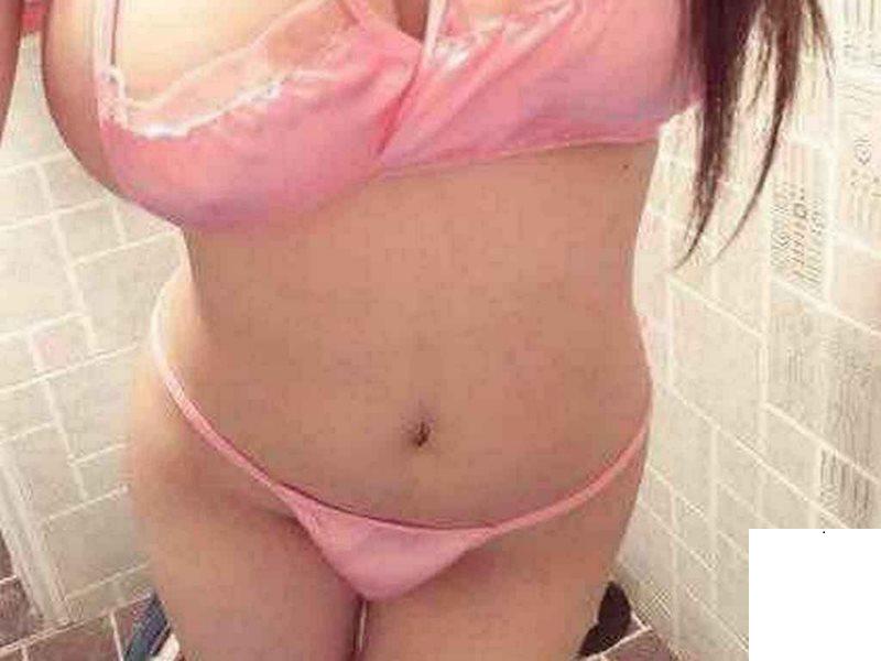 騷嫂的豐滿乳房 (29P)