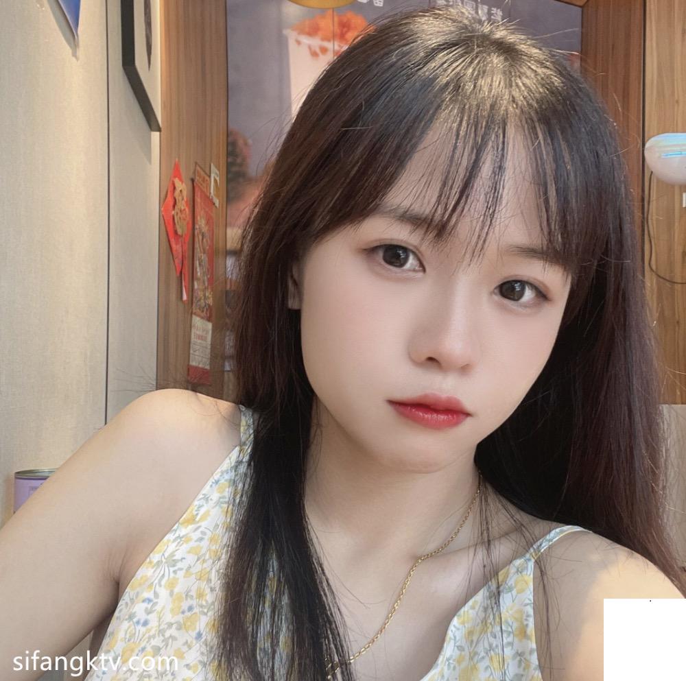 太久沒見女友要幾張照片來看看 (16P)