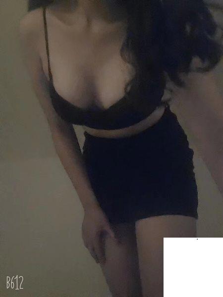 多毛大胸大屁股女友 (13P)