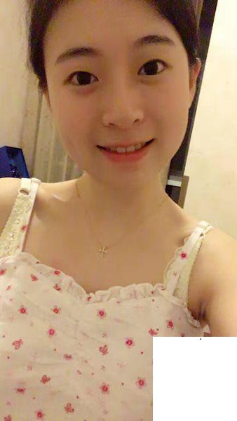 貴在真實反差婊給未婚夫帶綠帽之露臉貼 (20P)