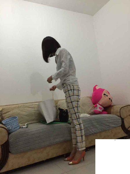 去兄弟家送東西，嫂子盛情款待，完美露臉 (86P)