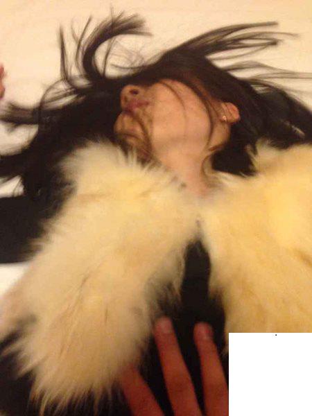去兄弟家送東西，嫂子盛情款待，完美露臉 (86P)