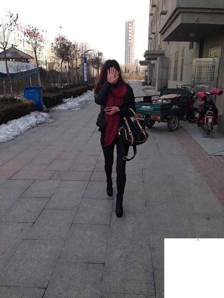 去兄弟家送東西，嫂子盛情款待，完美露臉 (86P)