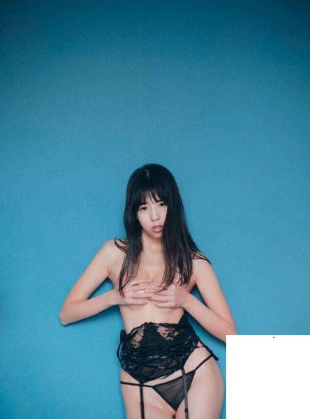 只讓拍裸體，不準拍炮圖