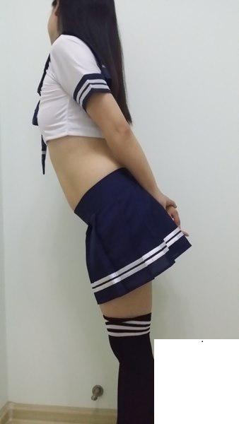 穿上學生裝溫懷年輕時的感覺 (23P)