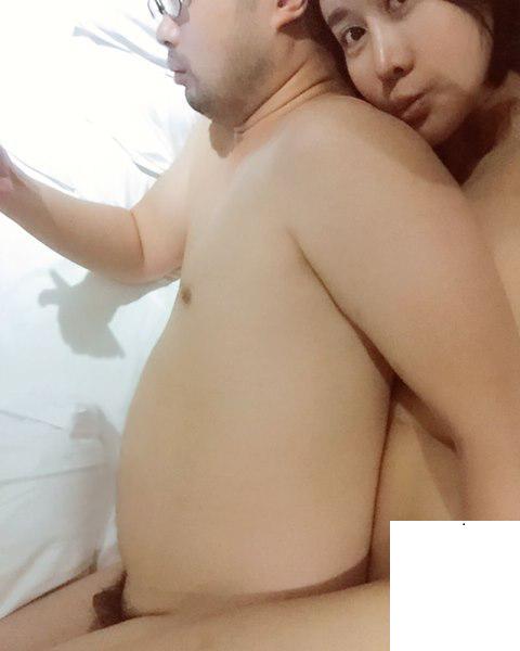 氣質富婆不但有錢，而且還漂亮 (20P)