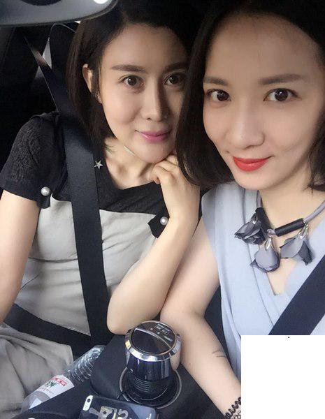 氣質富婆不但有錢，而且還漂亮 (20P)