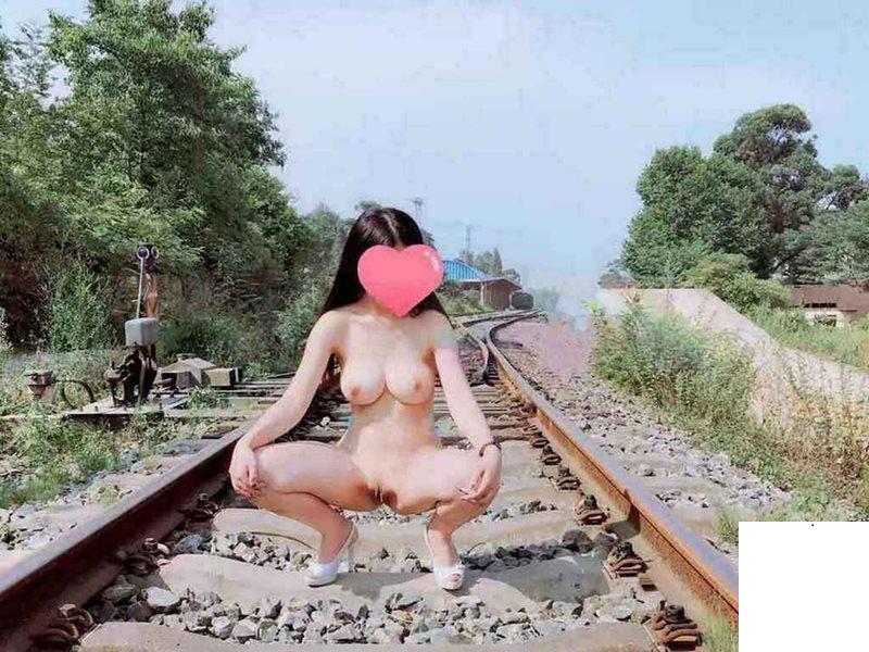 個人收藏的野外露出 (27P)
