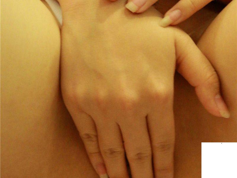 小女友的玉體味道香 (13P)