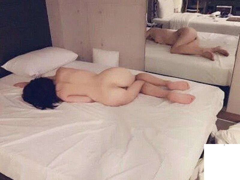 一線天嫩妹被完全玩弄 (17P)