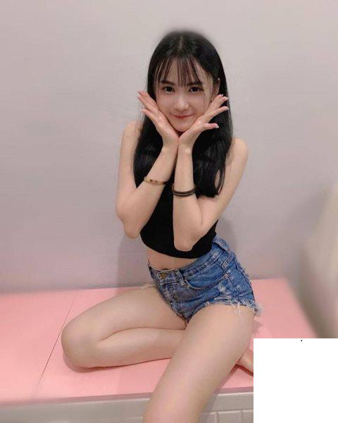 正妹自拍 67